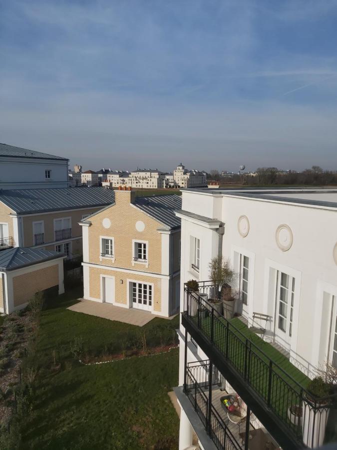 3 Flat In Parklane - 1,5km *